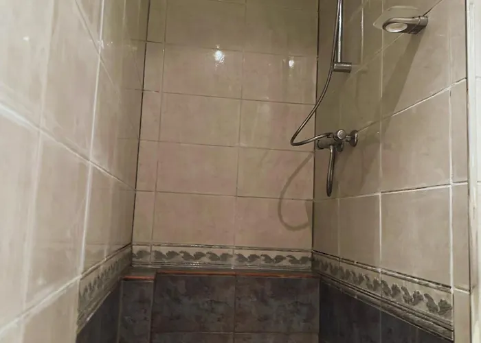 Attractive With Total Comfort - Ground Floor Apartment