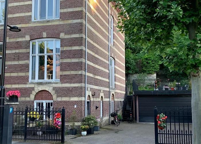 Attractive With Total Comfort - Ground Floor Apartment