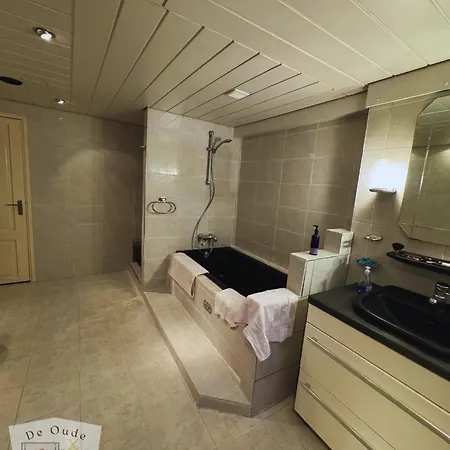 Attractive With Total Comfort - Ground Floor Apartment